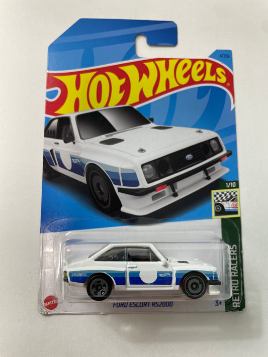 Hot Wheels 1/64 Ford Escort RS2000 White & Blue - Damaged Box