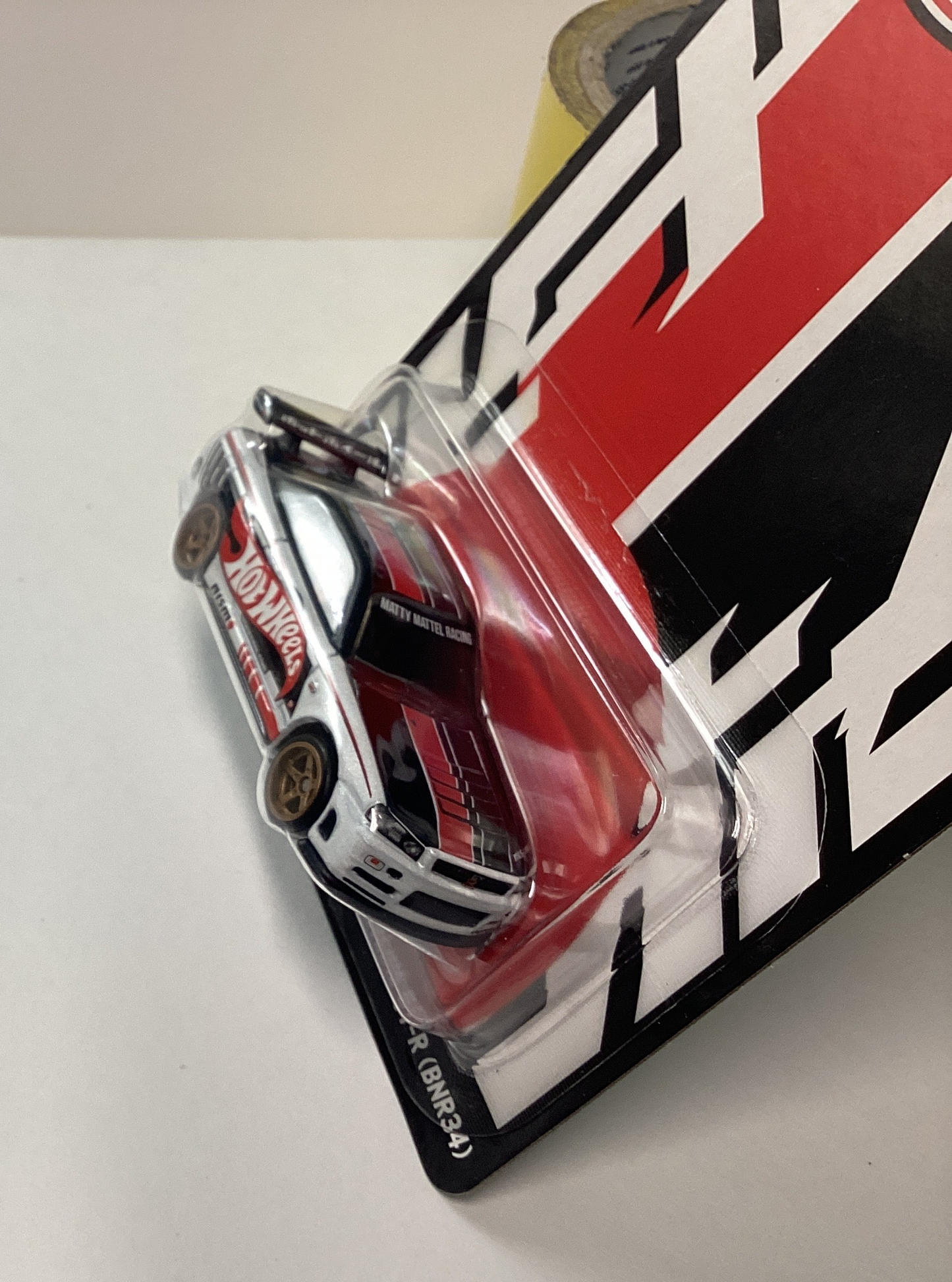 Hot Wheels 1/64 Collectors Japan Convention Nissan GT-R (BNR34) Black & White