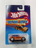 Hot Wheels 1/64 Ultra Hots ‘81 Toyota Starlet KP61 Orange