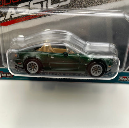 Hot Wheels 1/64 Car Culture Modern Classics ‘91 Mazda MX-5 Miata Green