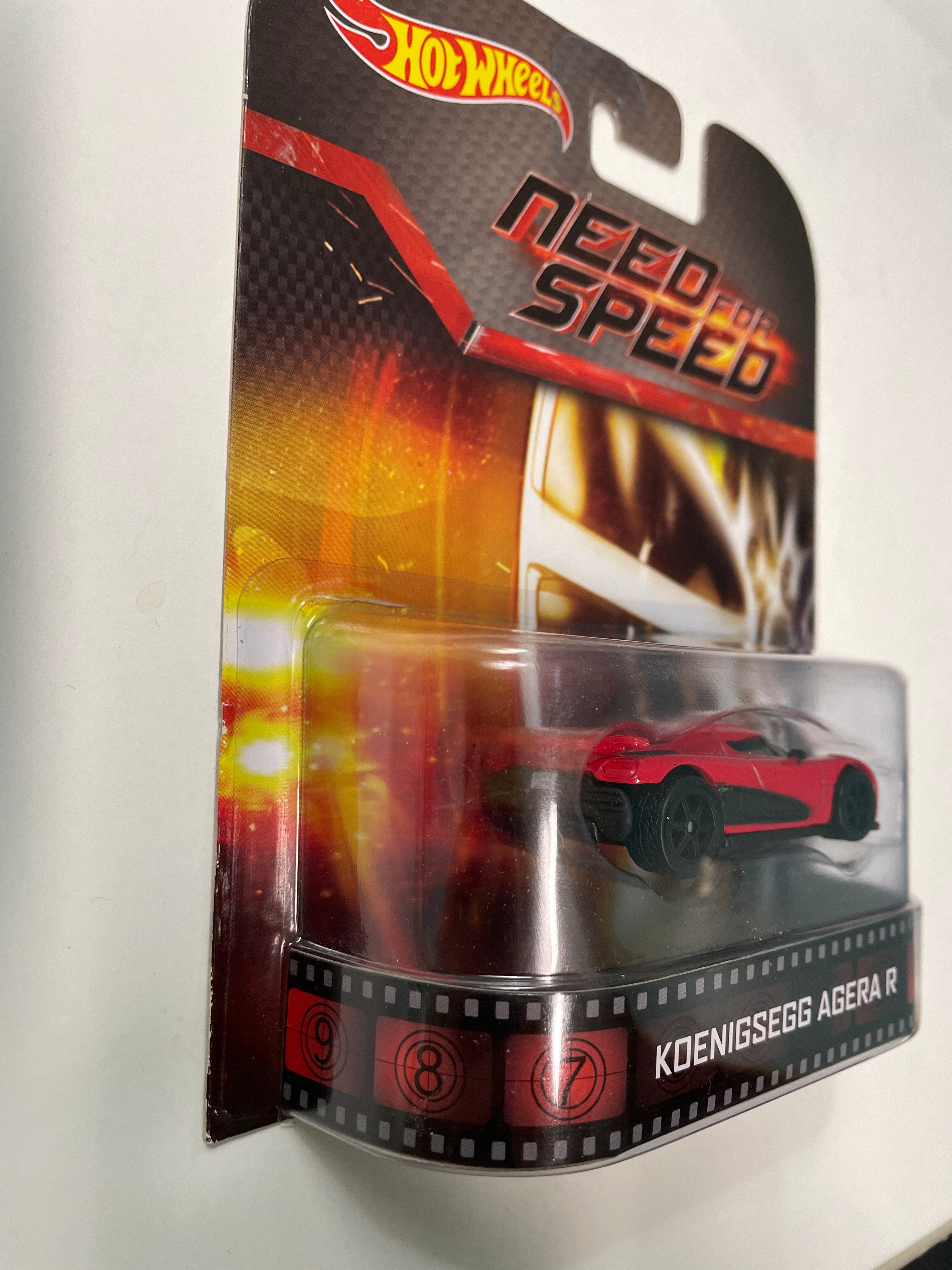 Hot Wheels 1/64 Entertainment Need For Speed Koenigsegg