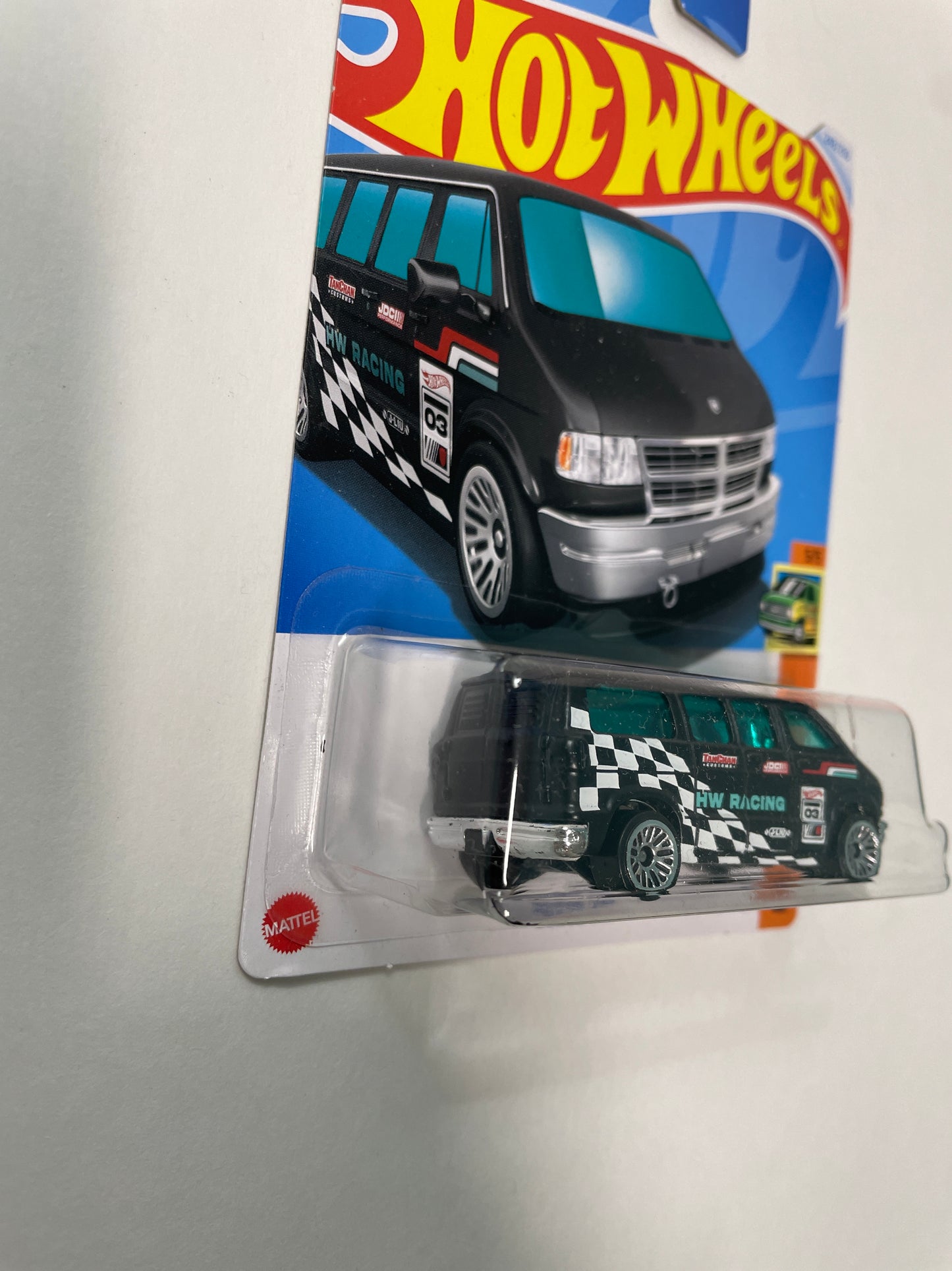 Hot Wheels 1/64 Dodge Van Black