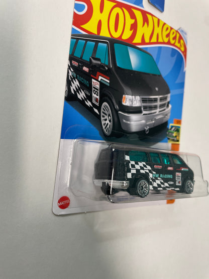Hot Wheels 1/64 Dodge Van Black