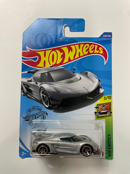 Hot Wheels 1/64 2020 Koenigsegg Jesko Silver - Damaged Card