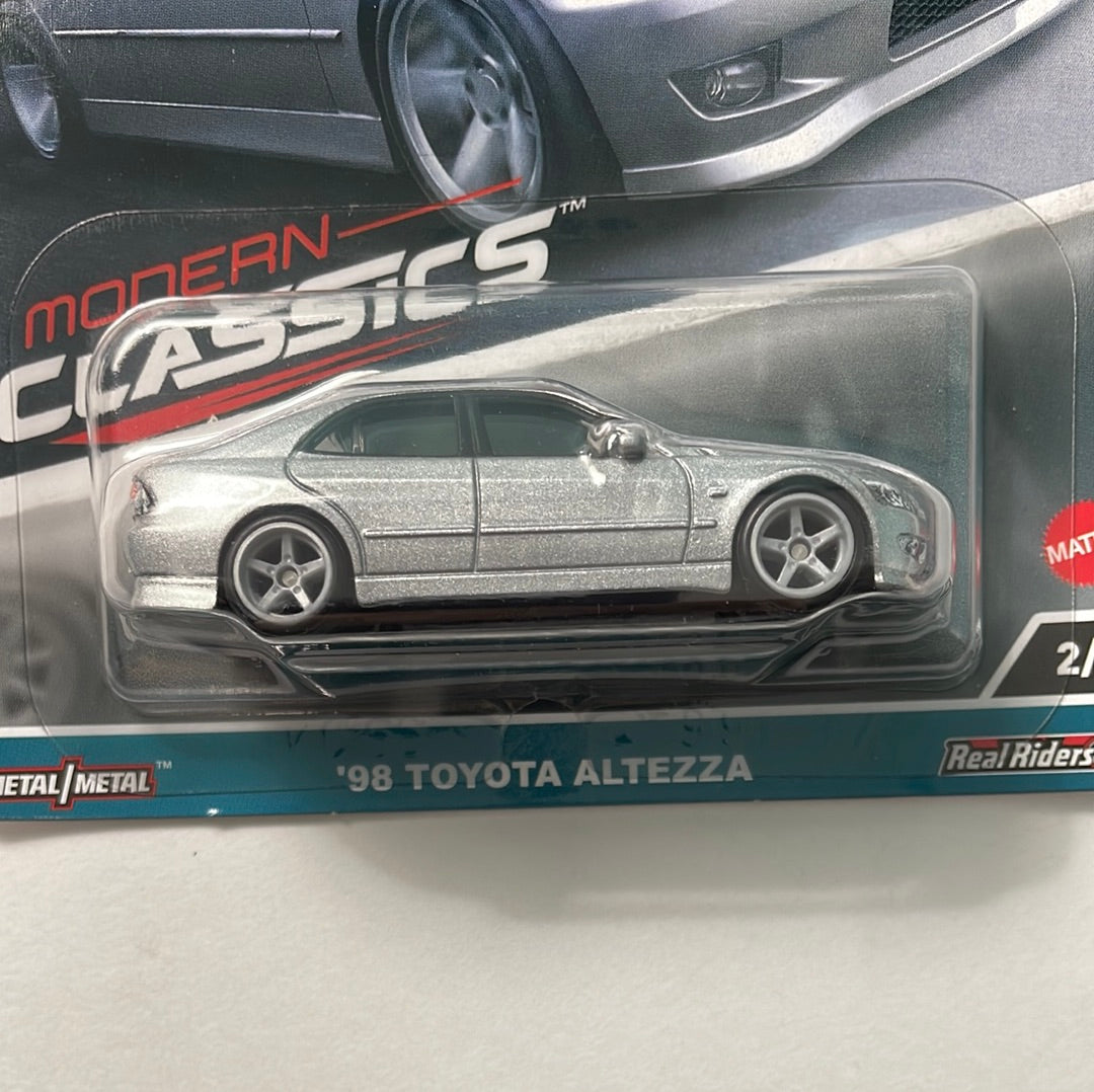 Hot Wheels 1/64 Car Culture Modern Classics 4 ‘98 Toyota Altezza Silver - Damaged Card