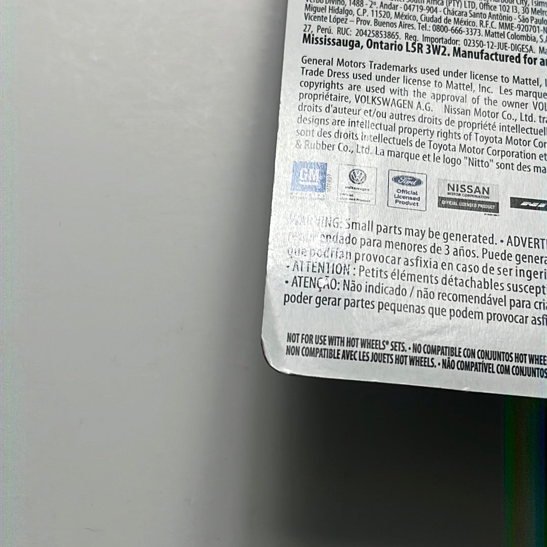 Hot Wheels 1/64 Car Culture Cruise Blvd Custom ‘93 Nissan Hardbody D21 Green