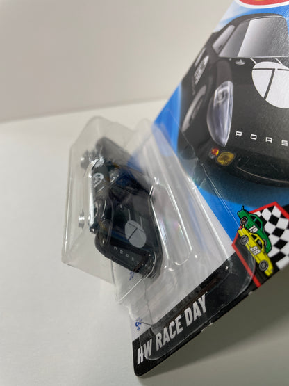 Hot Wheels 1/64 Porsche 904 Carrera GTS Black