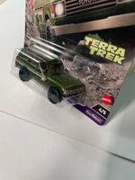 Hot Wheels 1/64 Car Culture Terra Trek Toyota Land Cruiser FJ60 Green