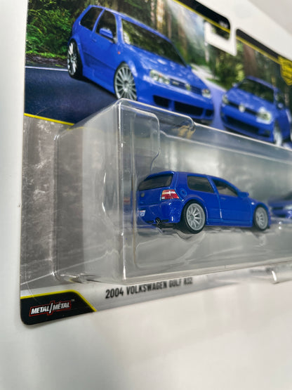 Hot Wheels 1/64 Premium Car Culture 2 Pack 2004 Volkwagen Golf R32 & Volkswagen Golf MK7 Blue - JHW49