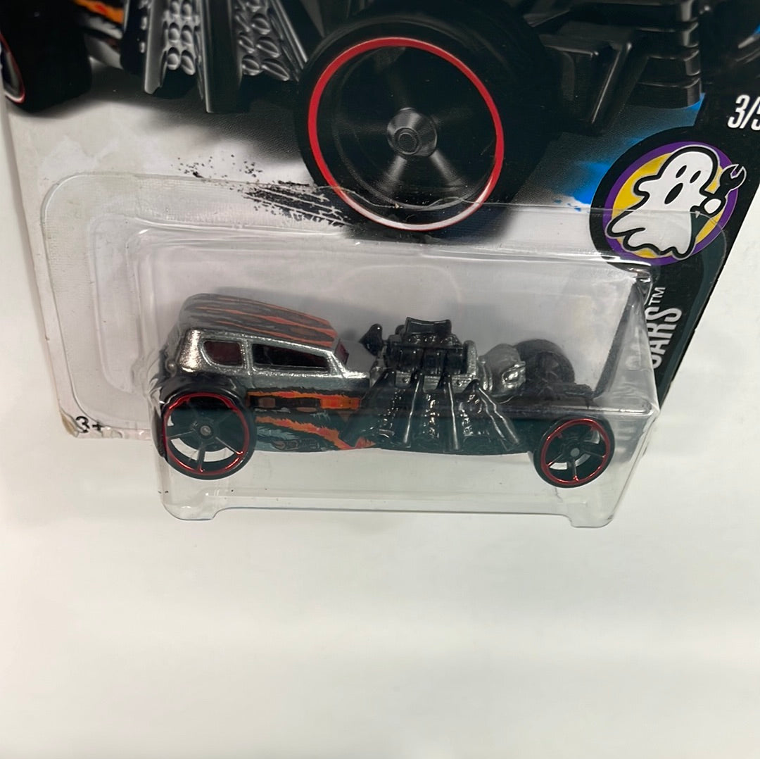 Hot Wheels 1/64 Zamac Street Creeper - Damaged Box