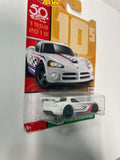 Hot Wheels 1/64 Dodge Viper SRT10 ACR White - Damaged Card