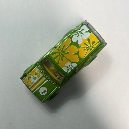 *Loose* Hot Wheels 1/64 Mystery Models Datsun 510 Wagon Green