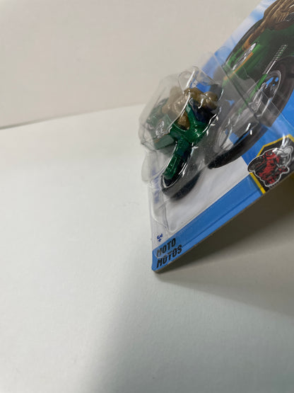 Hot Wheels 1/64 Treasure Hunt 1966 Triumph Tiger 100 Green - Damaged Box