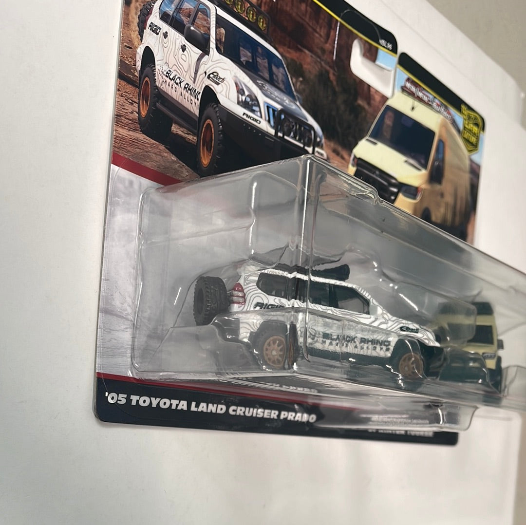 Hot Wheels 1/64 Car Culture Premium 2 Pack ‘05 Toyota Land Cruiser Prado White & Mercedes-Benz Sprinter Tourer Beige