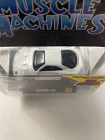 Muscle Machines 1/64 Ferrari F40 White - Damaged Card