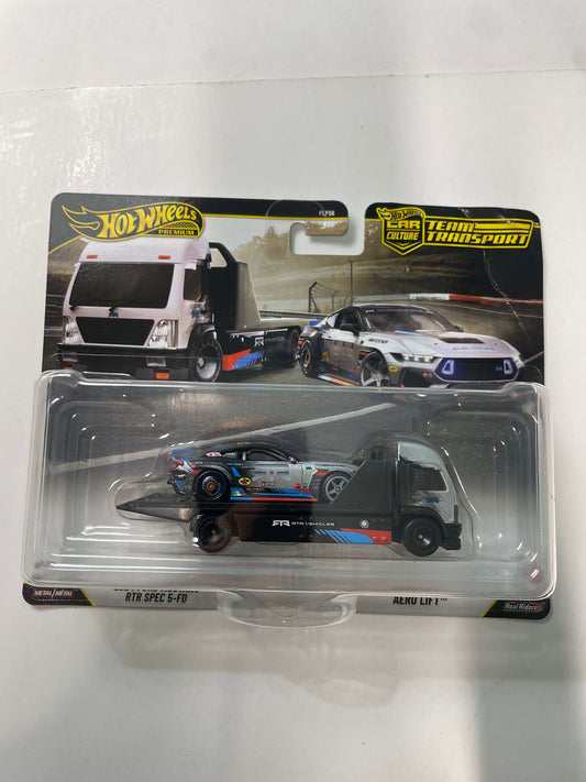 Hot Wheels 1/64 Car Culture Team Transport 2024 Ford Mustang RTR Spec 5-FD & Aero Lift Black - JHX92 - Damaged Box