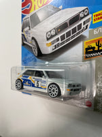 Hot Wheels 1/64 Lancia Delta Integrale Michelin White - Damaged Card