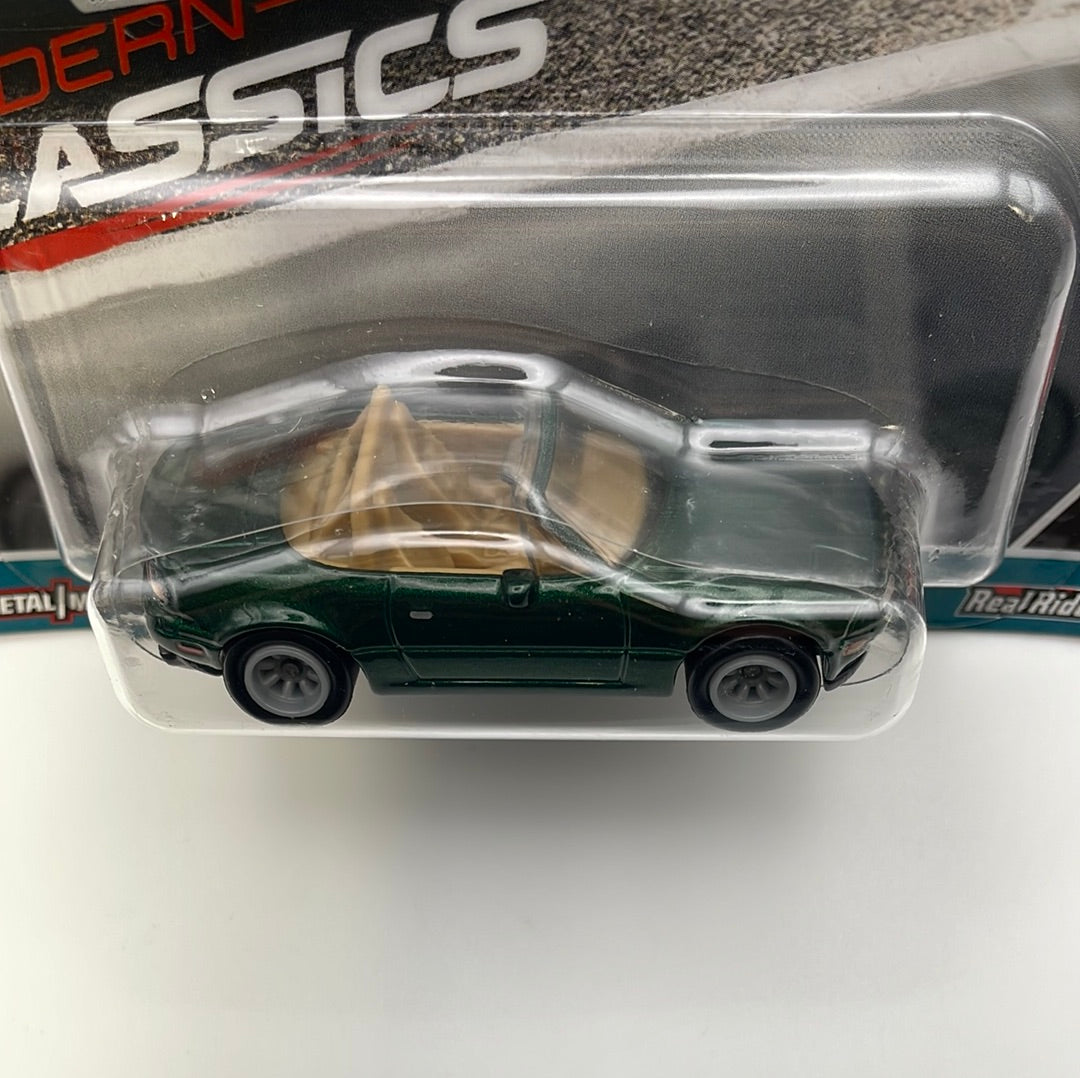 Hot Wheels 1/64 Car Culture Modern Classics ‘91 Mazda MX-5 Miata Green