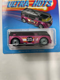 Hot Wheels 1/64 Ultra Hots Volkswagen T1-GTR Pink