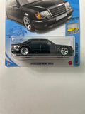 Hot Wheels 1/64 Mercedes-Benz 500 E Black