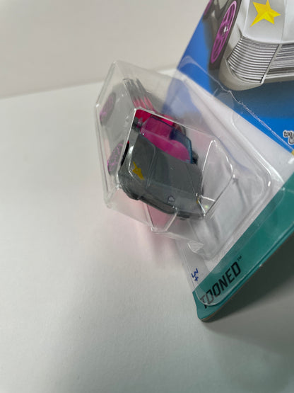 Hot Wheels 1/64 Barbie Extra