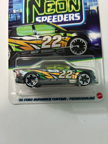 Hot Wheels 1/64 Neon Speeders '22 Ford Maverick Custom/ Personnalise Black & Green - JKY03
