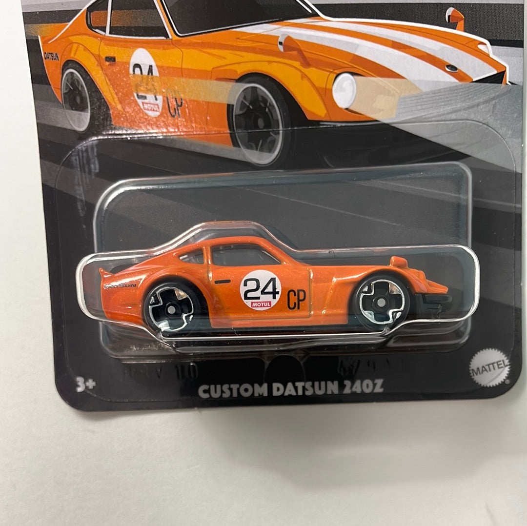 Hot Wheels 1/64 Vintage Racing Club Custom Datsun 240Z Orange