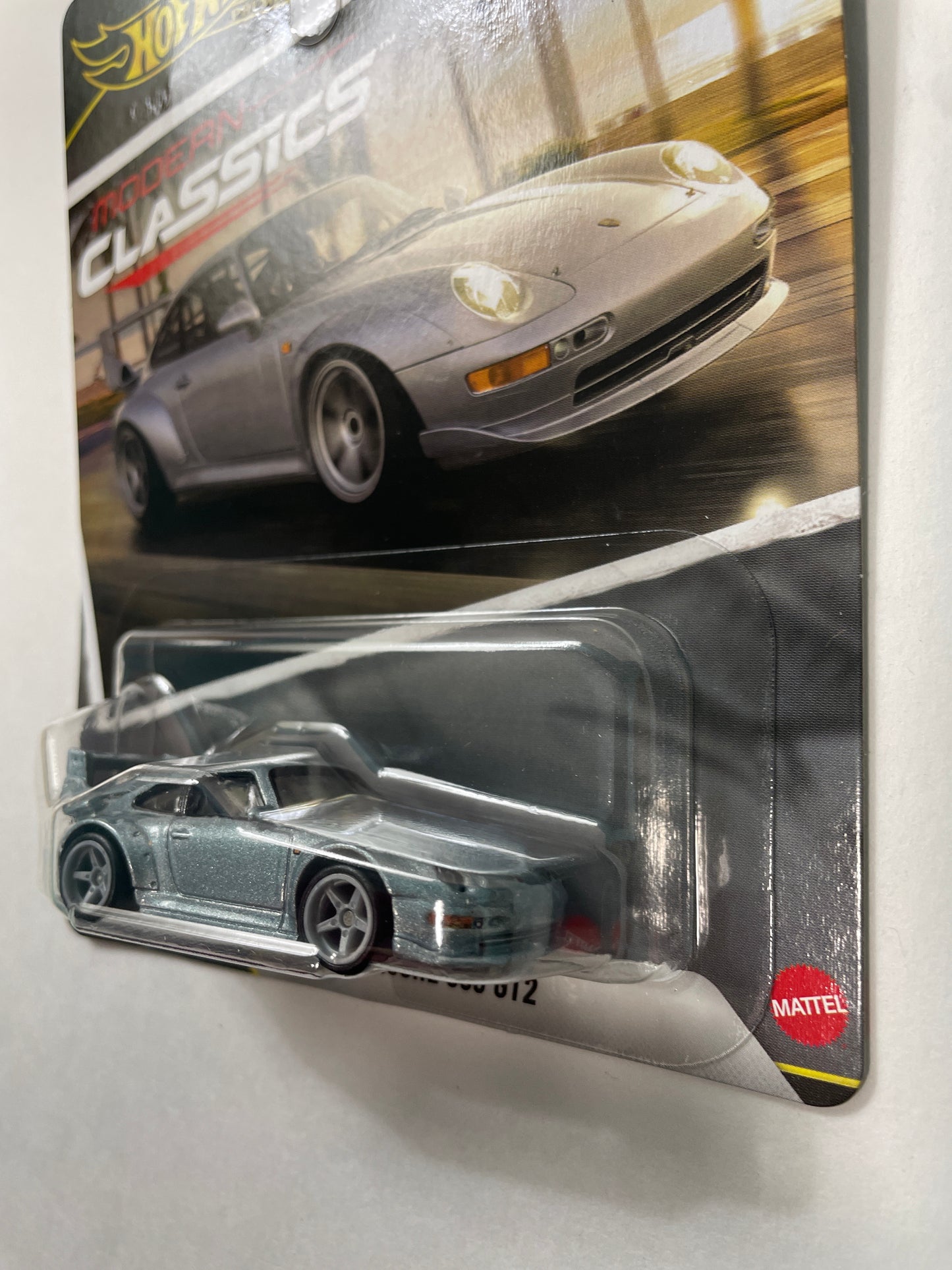 Hot Wheels 1/64 Car Culture Modern Classics 2026 Mix S Porsche 993 GT2 Silver - JKF16