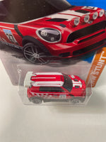 Hot Wheels 1/64 ‘12 Mini Countryman Rally Red - Damaged Card