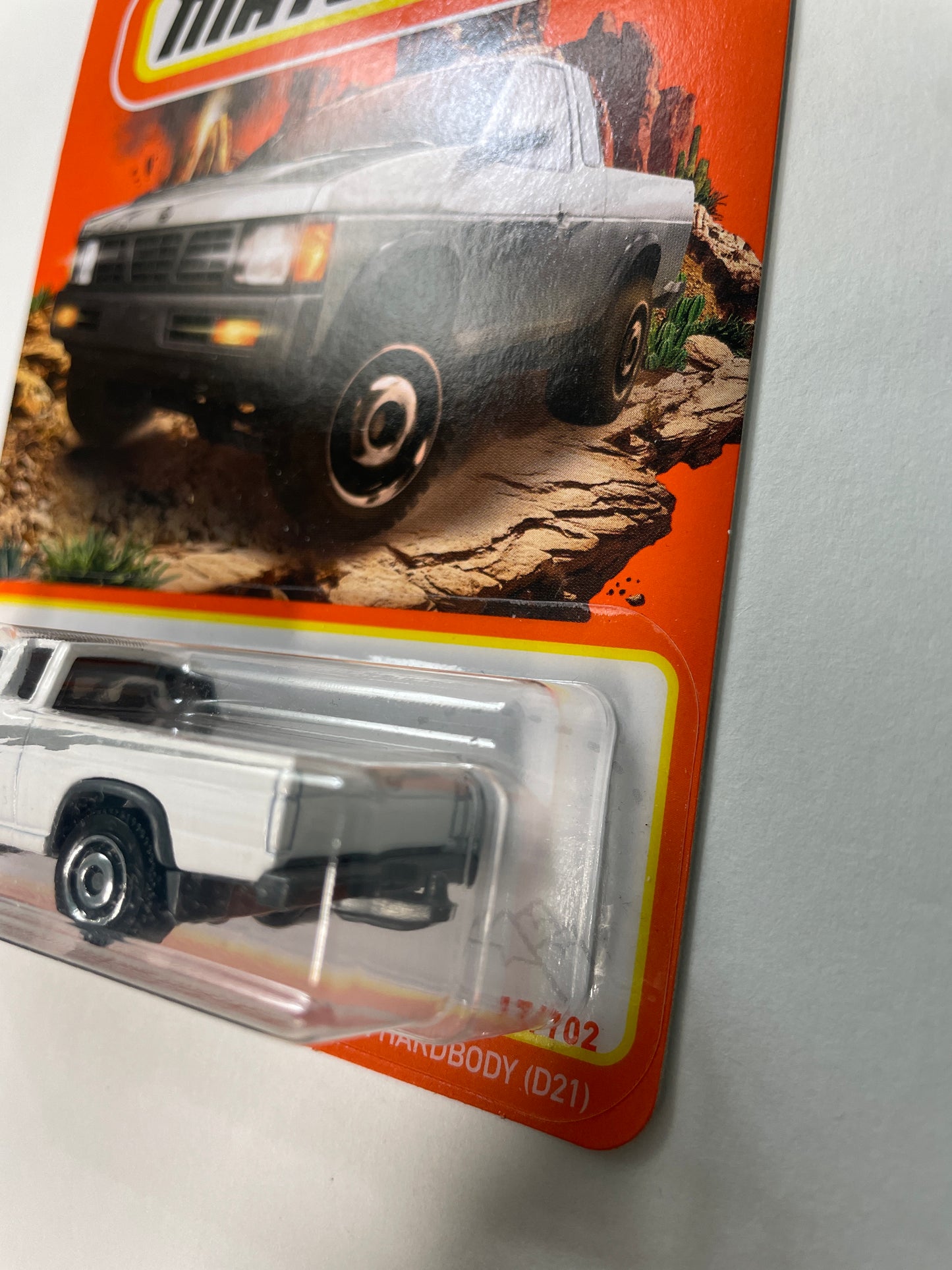 Matchbox 1/64 ‘95 Nissan Hardbody D21 White