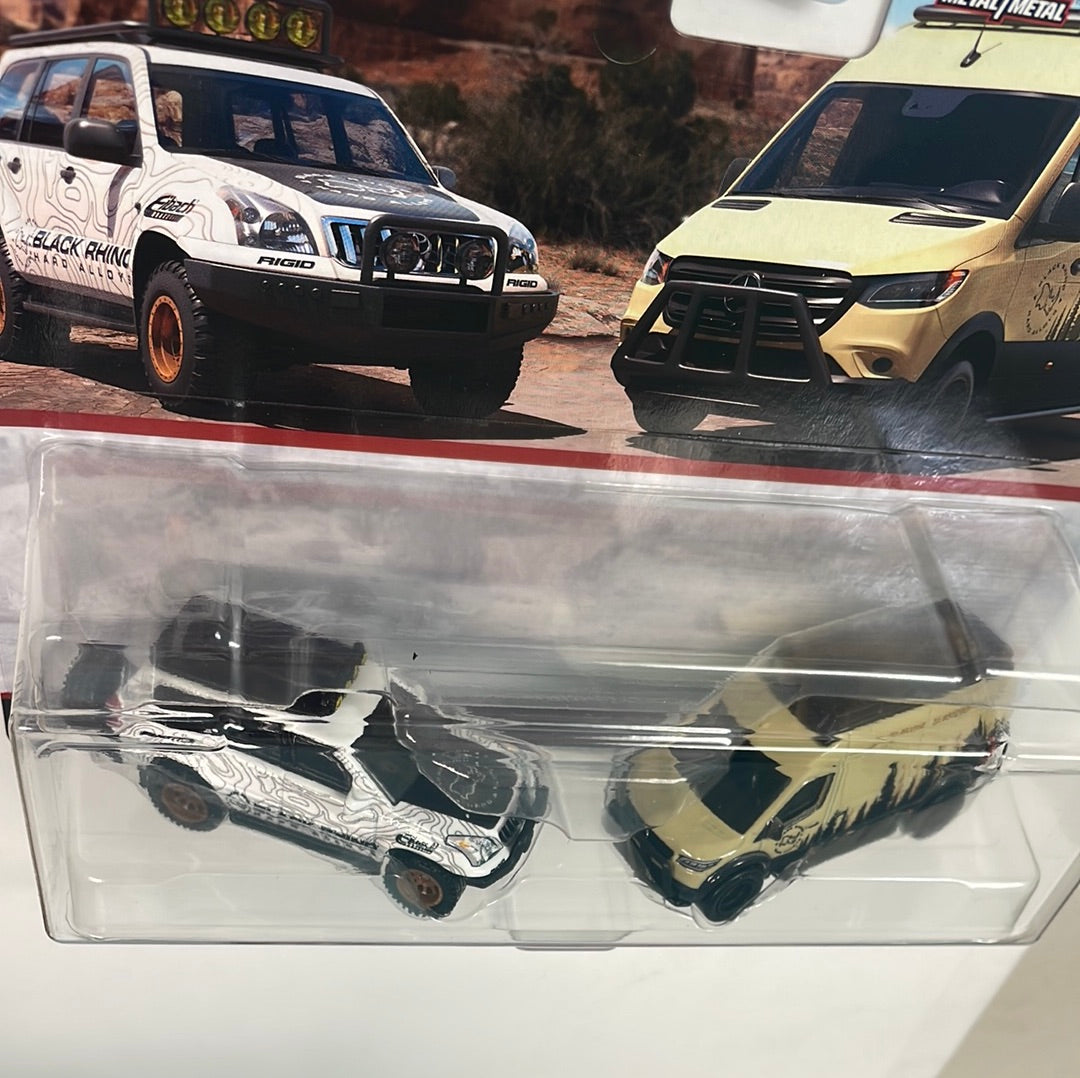 Hot Wheels 1/64 Car Culture Premium 2 Pack ‘05 Toyota Land Cruiser Prado White & Mercedes-Benz Sprinter Tourer Beige