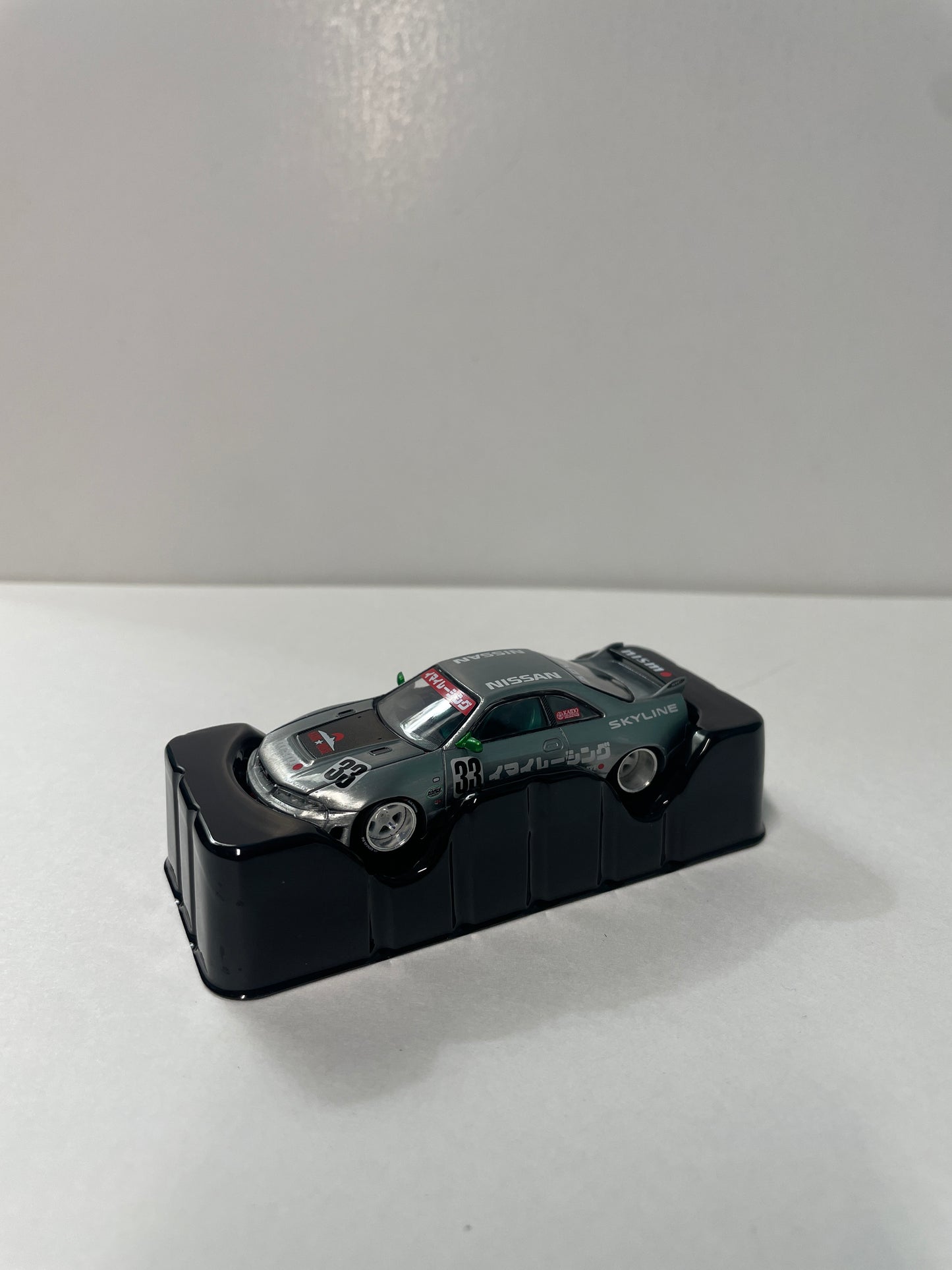 *Chase* Mini GT x Kaido House 1/64 Nissan Skyline GT-R (R33) IMAI Racing V1