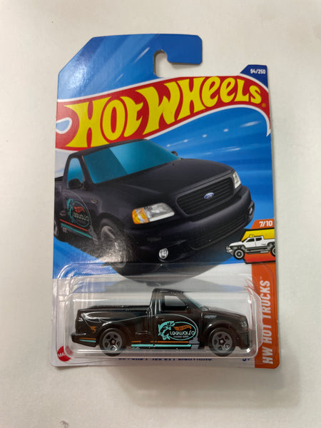 LHot Wheels 1/64 ‘99 Ford F-150 SVT Lightning Black