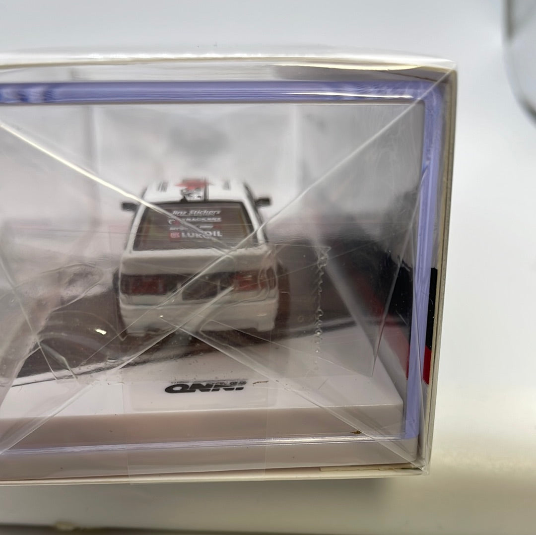 Inno64 1/64 Toyota Corolla AE86 Levin ''Trackerz Racing'' White - IN64- AE86-TRACKERZ - Damaged Box