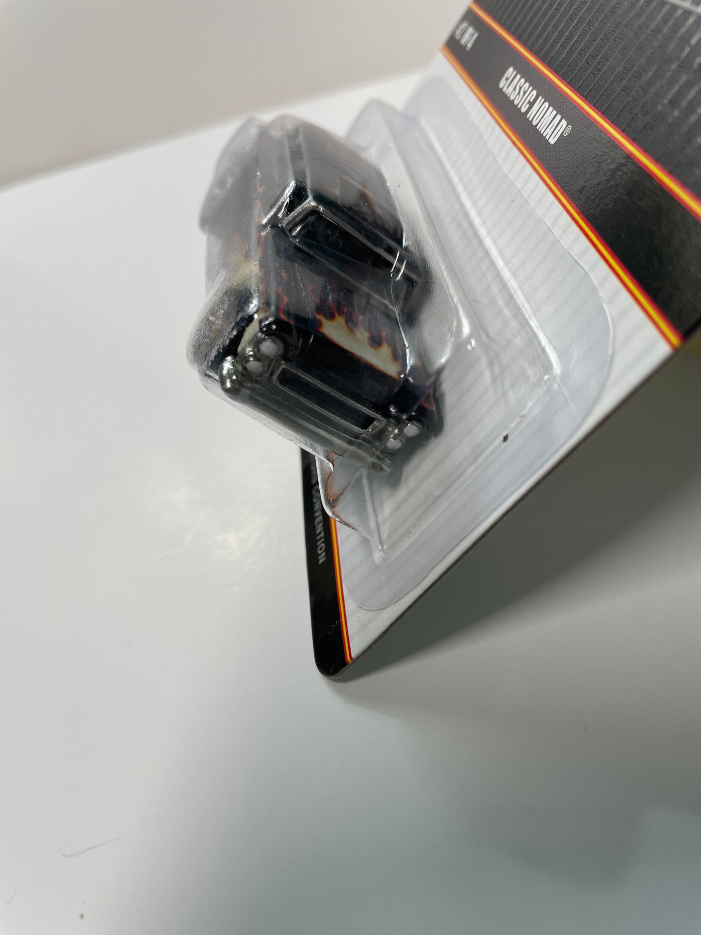 Hot Wheels 1/64 28th Annual Collectors Convention Los Angeles Chevy Classic Nomad Black & Blue