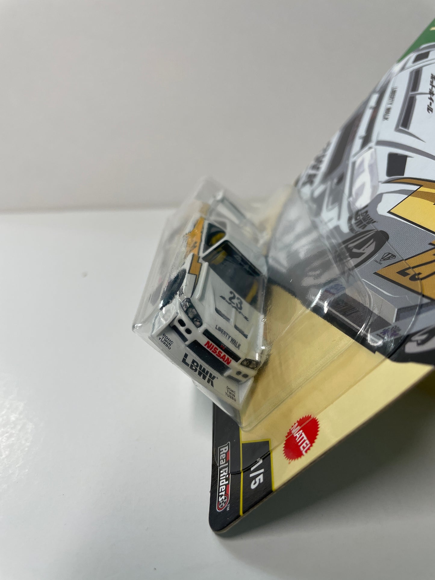 Hot Wheels 1/64 Car Culture Silhouettes LB-ER34 Super Silhouette Nissan Skyline White - Damaged Card