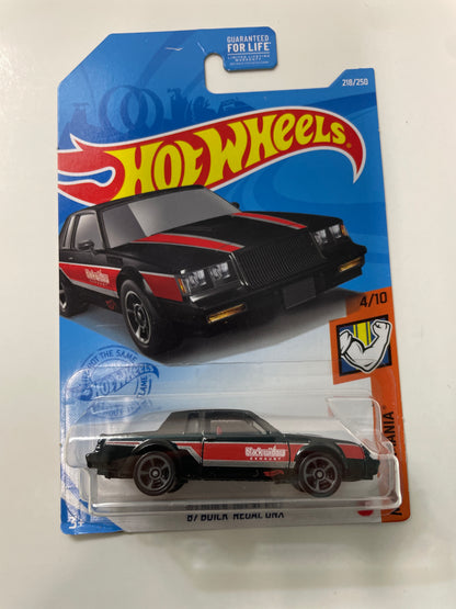 Hot Wheels 1/64 Kroger Exclusive ‘87 Buick Regal GNX Black - Damaged Box