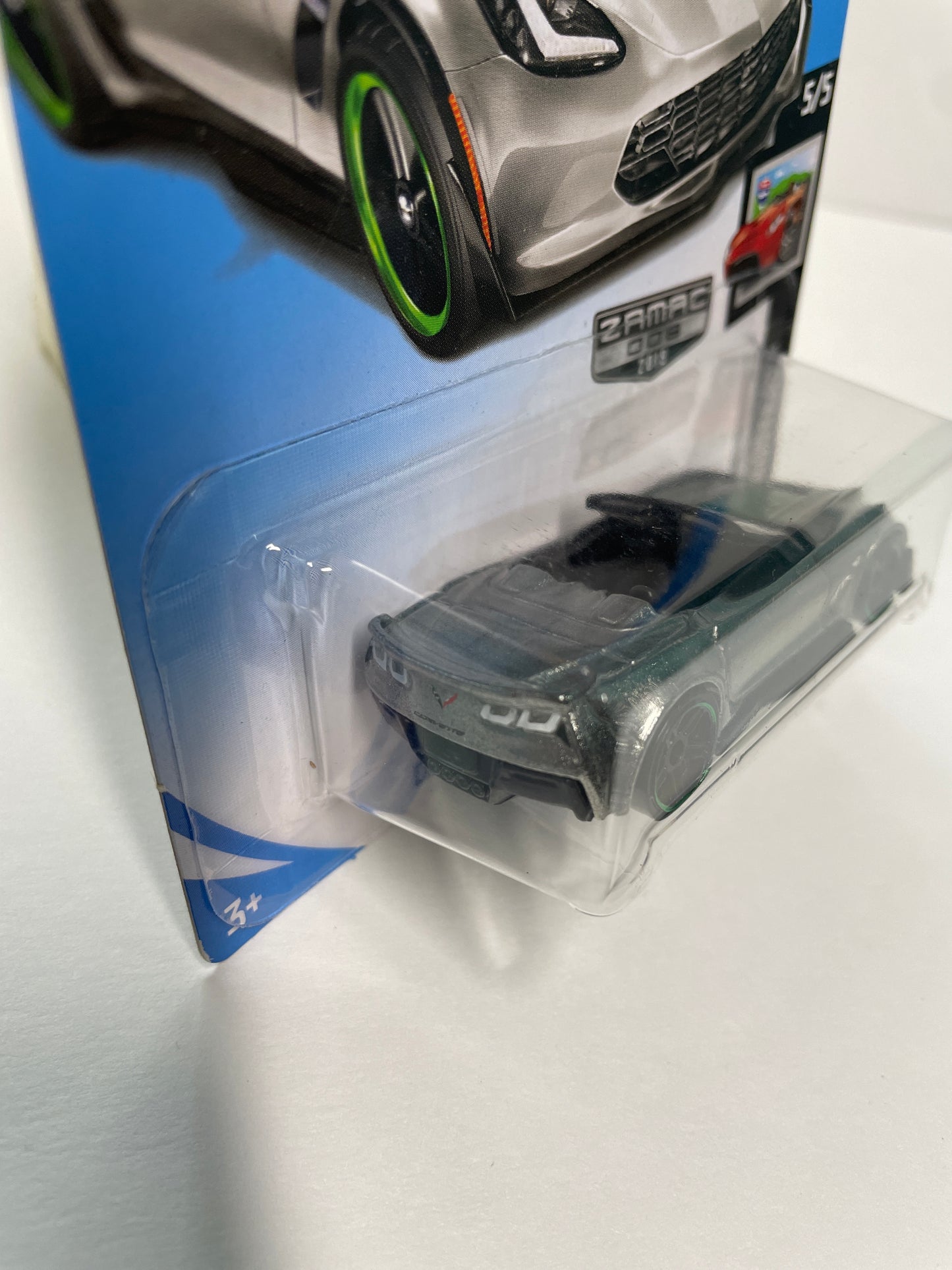 Hot Wheels 1/64 Zamac Corvette C7 Z06 Convertible - Damaged Box