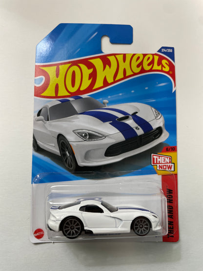 Hot Wheels 1/64 2013 SRT Viper White & Blue