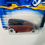 Hot Wheels 1/64 Phaeton Red