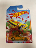 Hot Wheels 1/64 Spring ‘77 Pontiac Firebird - Damaged Box