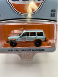 Greenlight 1/64 Gulf 1986 Jeep Cherokee Wagoneer Orange & Blue