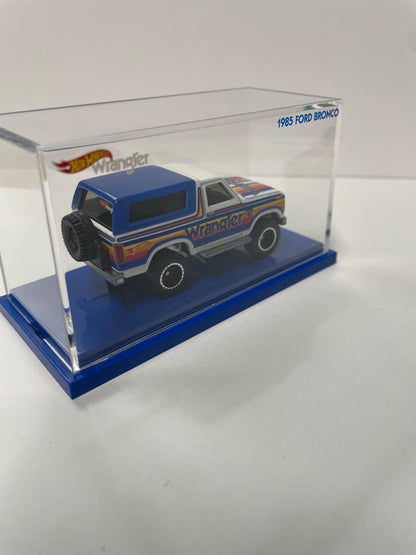 Hot Wheels 1/64 Wrangler ‘85 Ford Bronco White & Blue