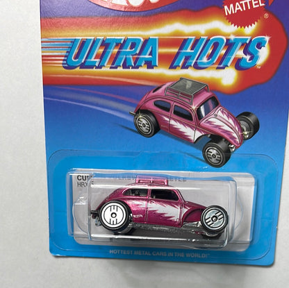 Hot Wheels 1/64 Ultra Hots Custom Volkswagen Beetle Pink