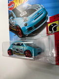 Hot Wheels 1/64 Fiat 500 Blue - Damaged Card