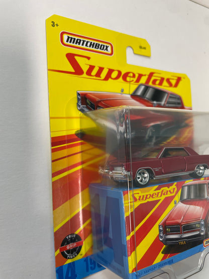 Matchbox Superfast 1/64 1964 Pontiac Grand Prix Red - GNY10