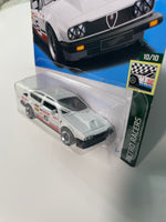 Hot Wheels 1/64 Alfa Romeo GTV6 3.0 White