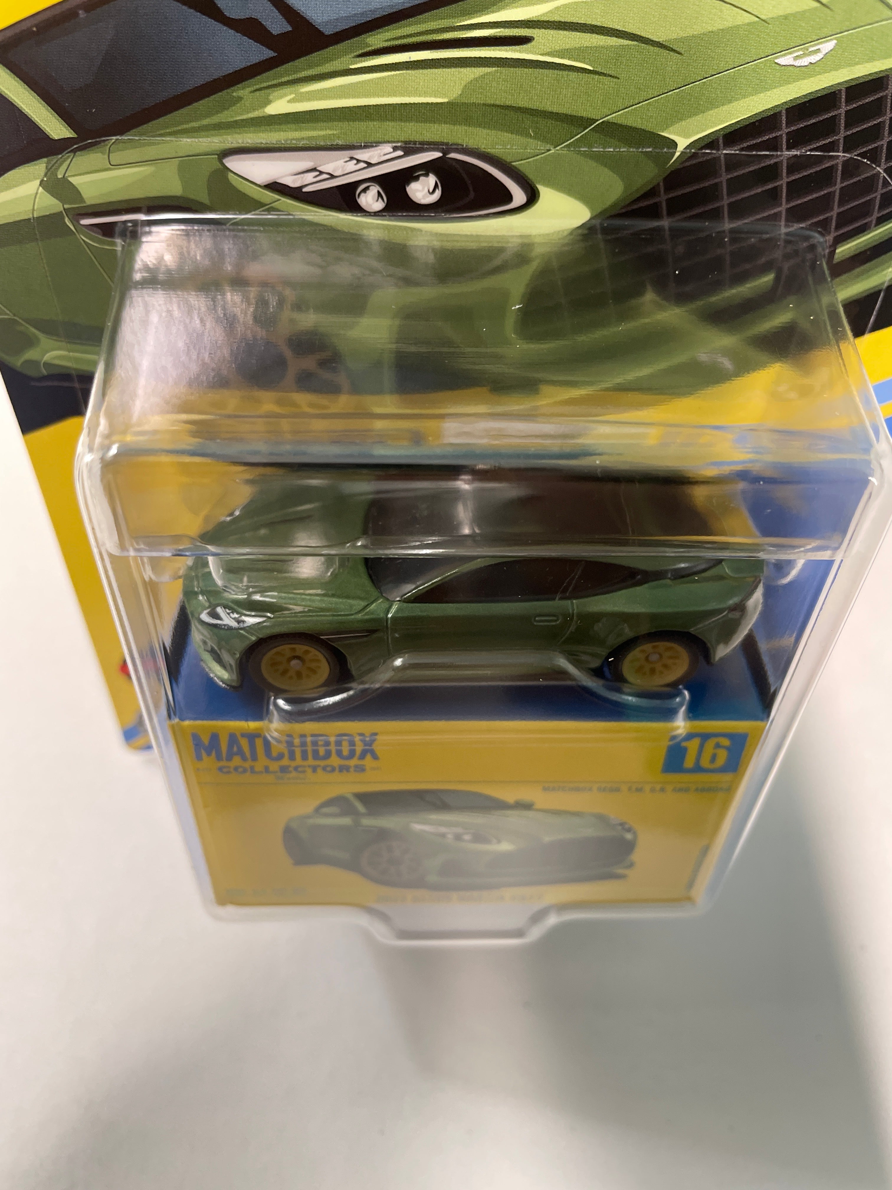 Matchbox Collectors 1/64 2023 Aston Martin DB12 Green – Flipn Diecast
