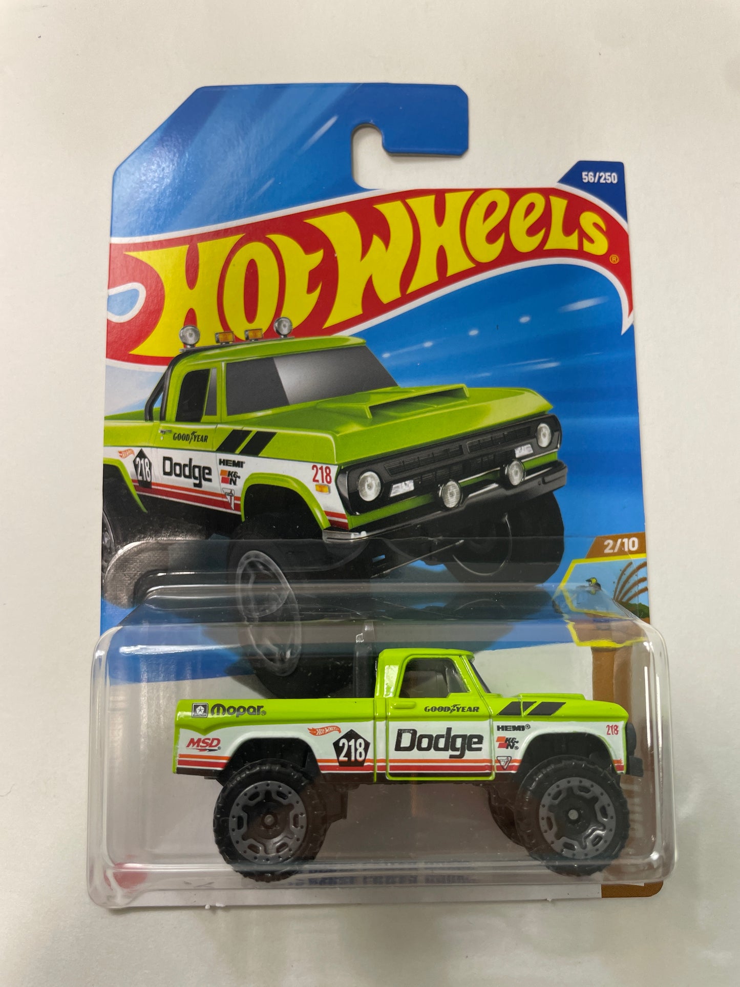Hot Wheels 1/64 ‘70 Dodge Power Wagon Green