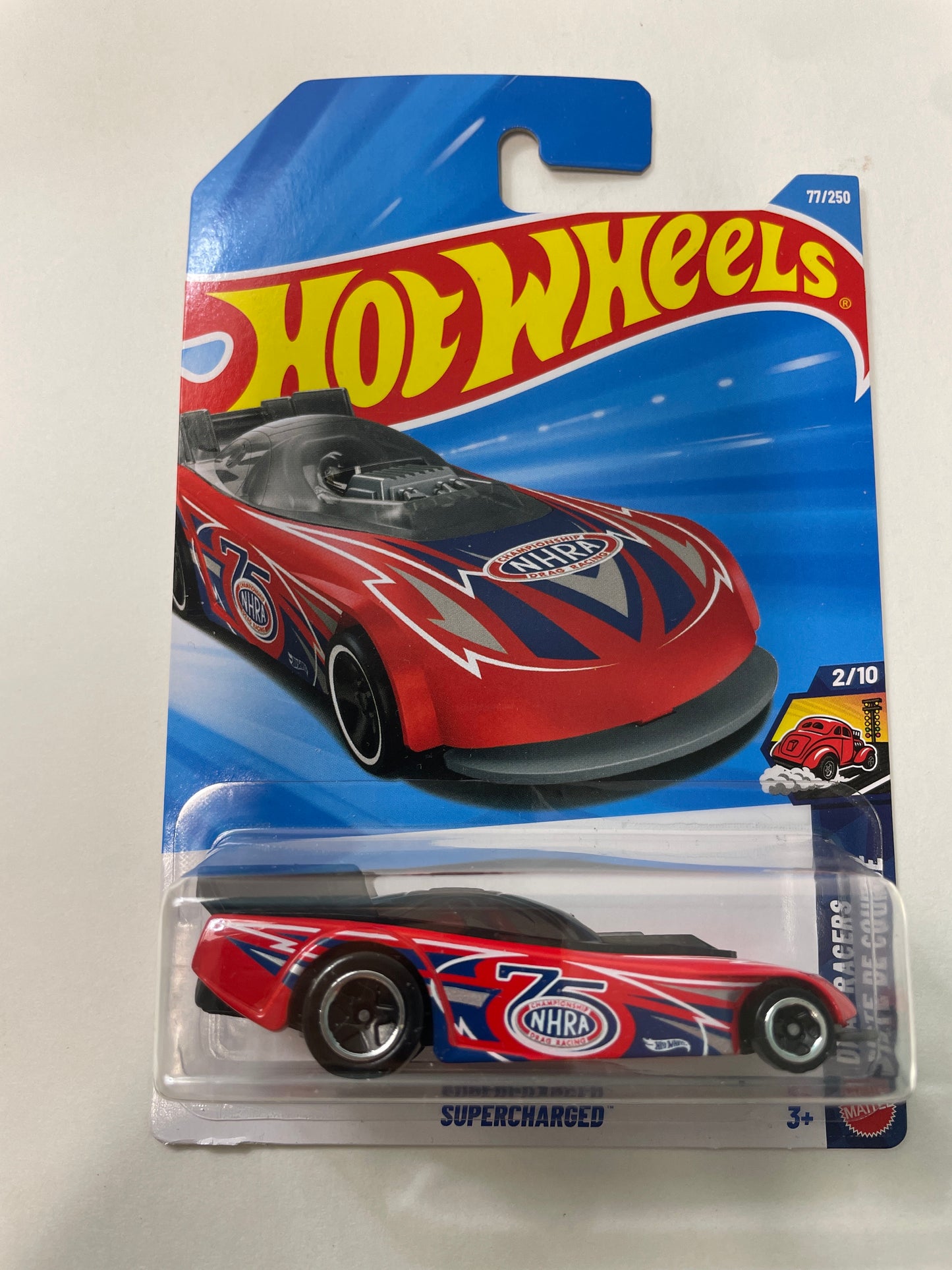 Hot Wheels 1/64 Supercharged Red - Damaged Box